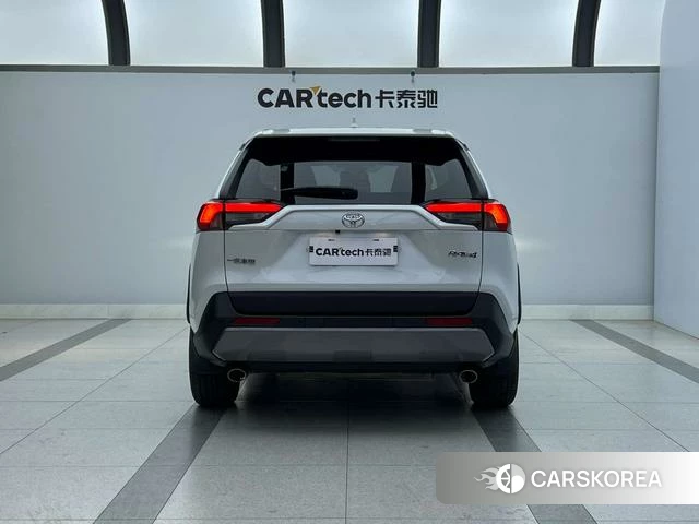 Toyota RAV4 Rongfang 2022 Белый из Китая, фото 5