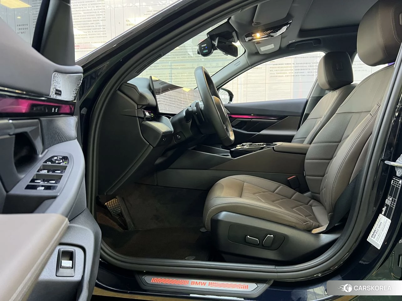 BMW 5 series 2024 Черный из Китая, фото 5