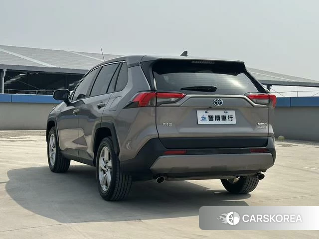 Toyota RAV4 Rongfang 2021 Серебристо-серый из Китая, фото 5