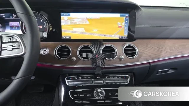 Mercedes-Benz E-Class W213 2019 Серый из Кореи, фото 5