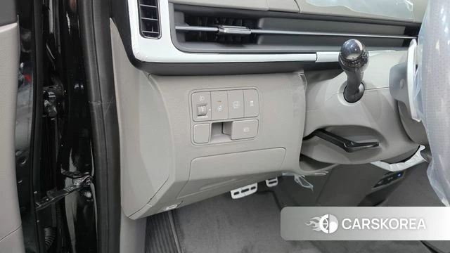 Hyundai Staria 2025 Черный из Кореи, фото 5