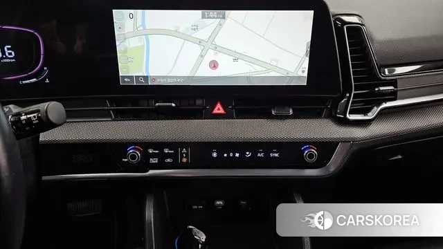 Kia Sportage 5th Generation 2022 Белый из Кореи, фото 5