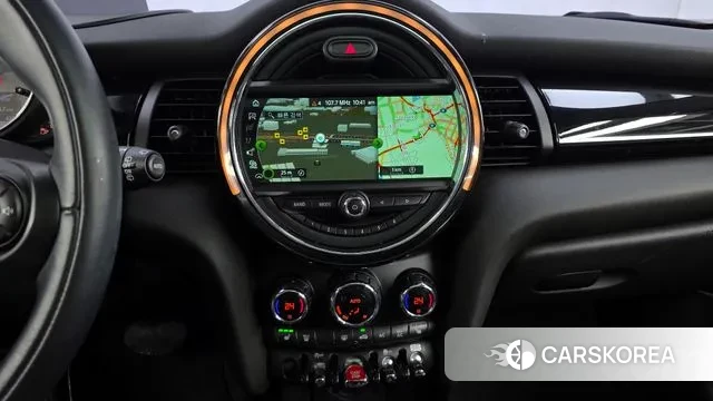 Mini Cooper D 2019 Черный из Кореи, фото 5