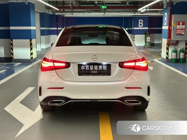 Mercedes-Benz Class A 2023 Белый из Китая, фото 5
