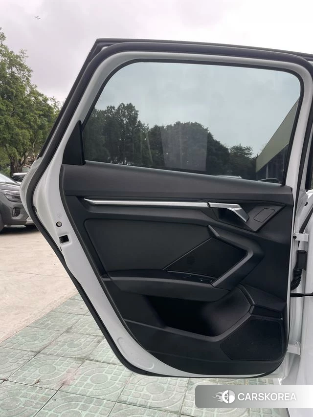 Audi A3 2023 Белый из Китая, фото 5