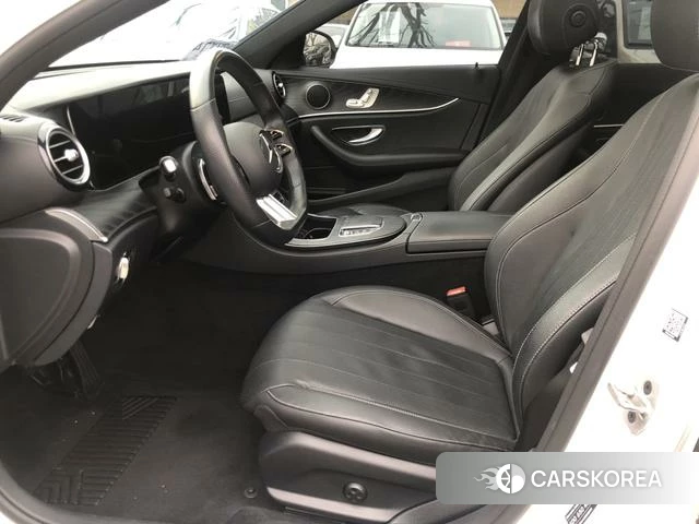 Mercedes-Benz E-class (imported) 2021 Белый из Китая, фото 5