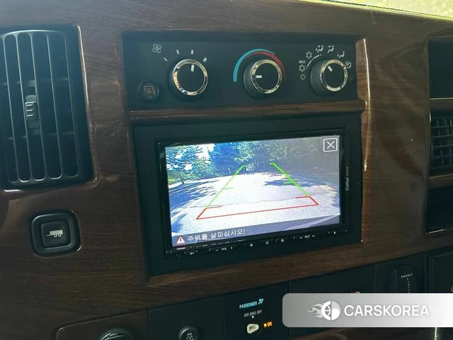 Chevrolet Express Van 2018 Белый из Кореи, фото 5