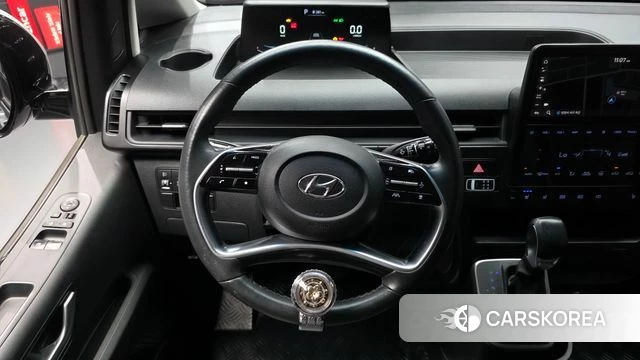 Hyundai Staria 2022 Серебряный из Кореи, фото 5