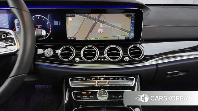 Mercedes-Benz E-Class W213 2019 Белый из Кореи, фото 5
