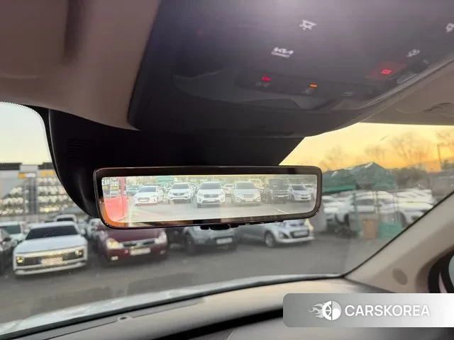 Kia The New Carnival 4th Generation 2025 Белый из Кореи, фото 5