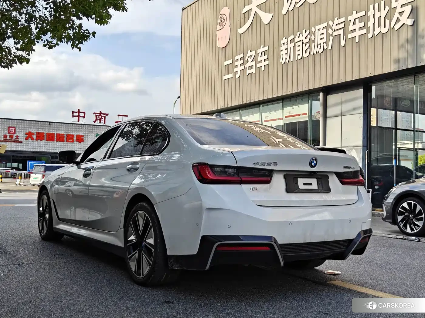 BMW i3 2024 Белый из Китая, фото 5