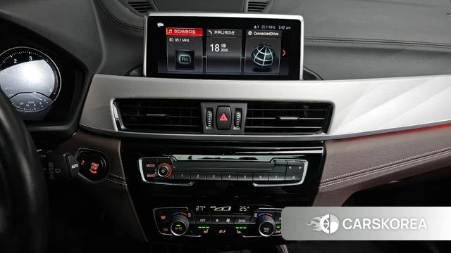 BMW X1 (F48) 2021 Серый из Кореи, фото 5