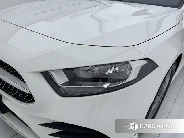 Mercedes-Benz Class A 2023 Белый из Китая, фото 5