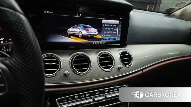 Mercedes-Benz E-Class W213 2018 Белый из Кореи, фото 5