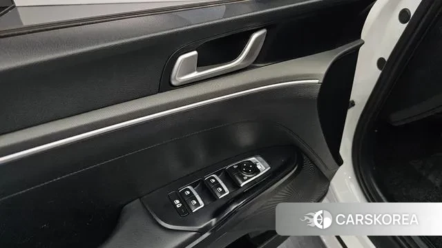 Kia K5 3rd generation 2022 Белый из Кореи, фото 5