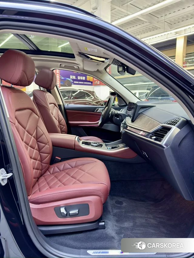 BMW X5 2025 Черный из Китая, фото 5