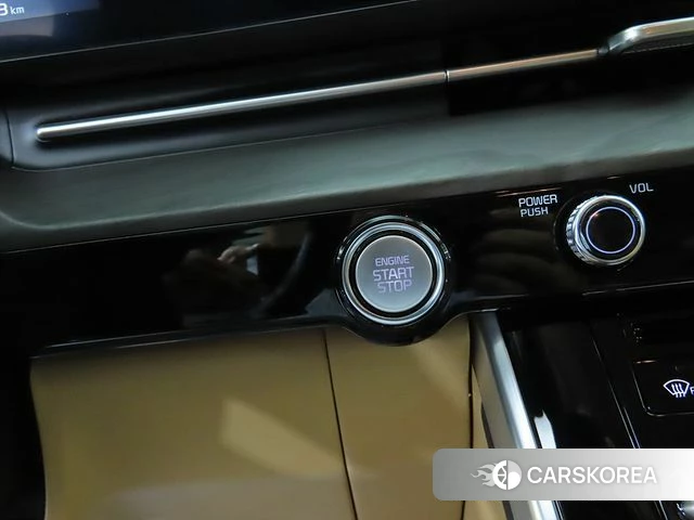 Kia Carnival 4th generation 2023 Белый из Кореи, фото 5