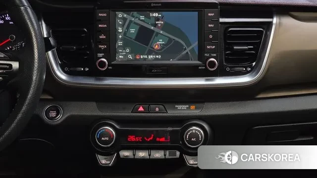 Kia Stonic 2019 Белый из Кореи, фото 5