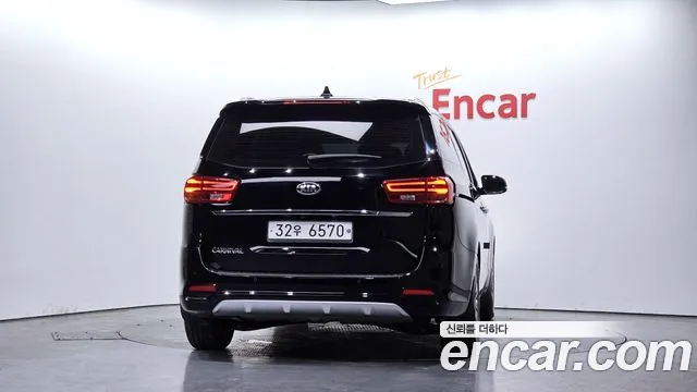 Kia The New Carnival 2019 Черный из Кореи, фото 5