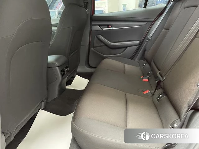 Mazda 3 Angkesaila 2023 Красный из Китая, фото 5