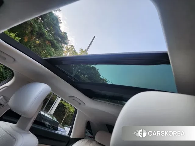 Hyundai Grandeur Hybrid (GN7) 2023 Белый из Кореи, фото 5