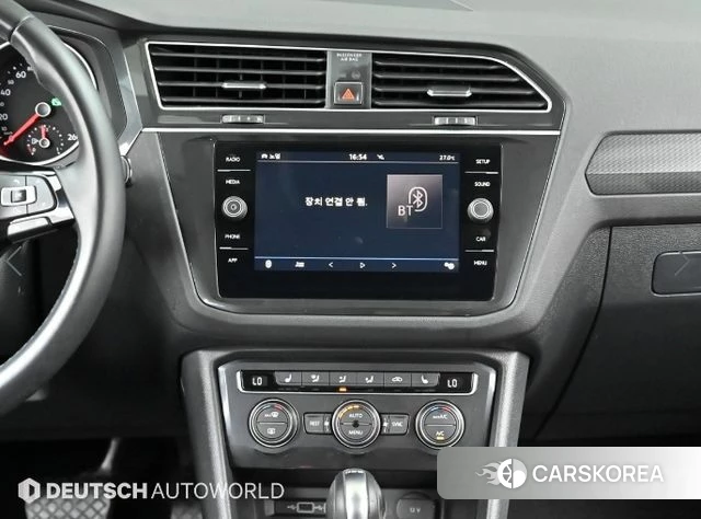 Volkswagen Tiguan second Generation 2018 Белый из Кореи, фото 5