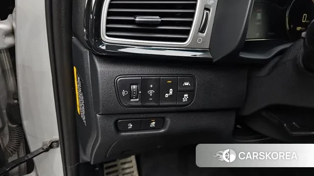 Kia Niro EV 2020 Серебряный из Кореи, фото 5