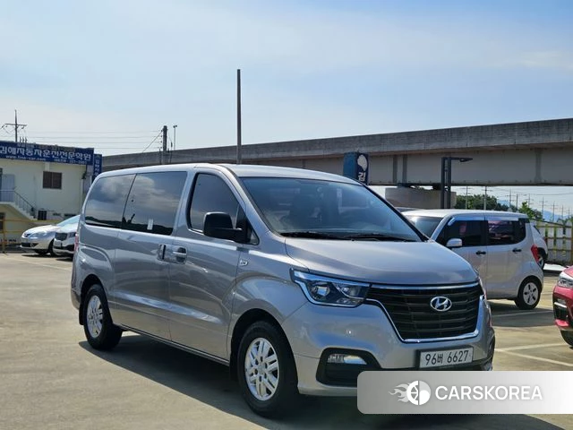 Hyundai The New Grand Starex 2018 Серебристо-серый из Кореи, фото 5