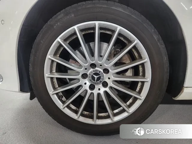 Mercedes-Benz E-Class W213 2021 Белый из Кореи, фото 5