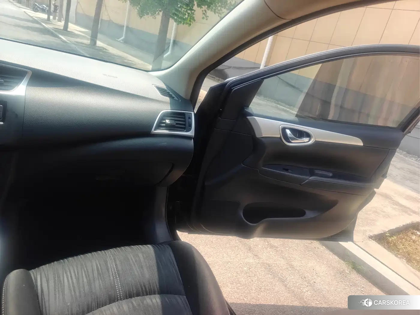 Nissan Sylphy 2022 Черный из Китая, фото 5