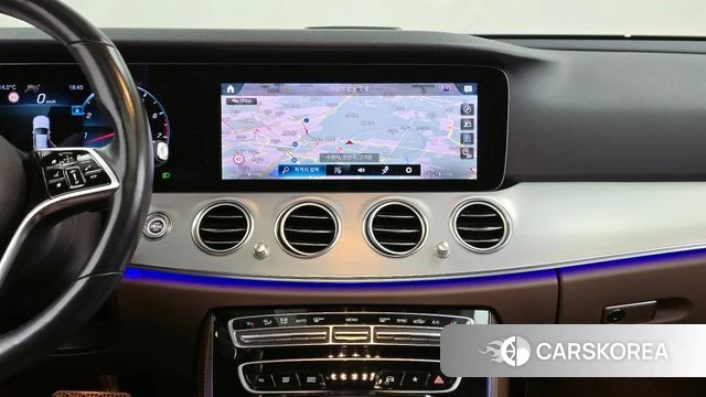 Mercedes-Benz E-Class W213 2021 Белый из Кореи, фото 5