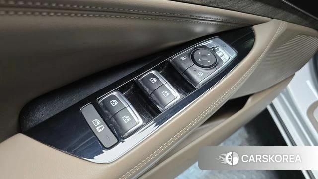 Kia K8 Hybrid 2024 Белый из Кореи, фото 5