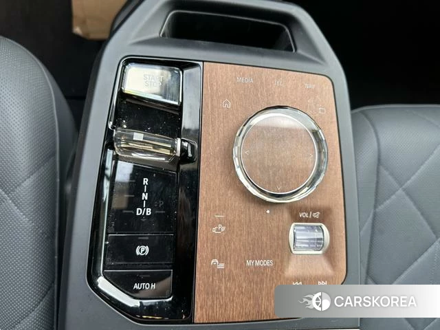 BMW iX 2023 Темно-серый из Китая, фото 5