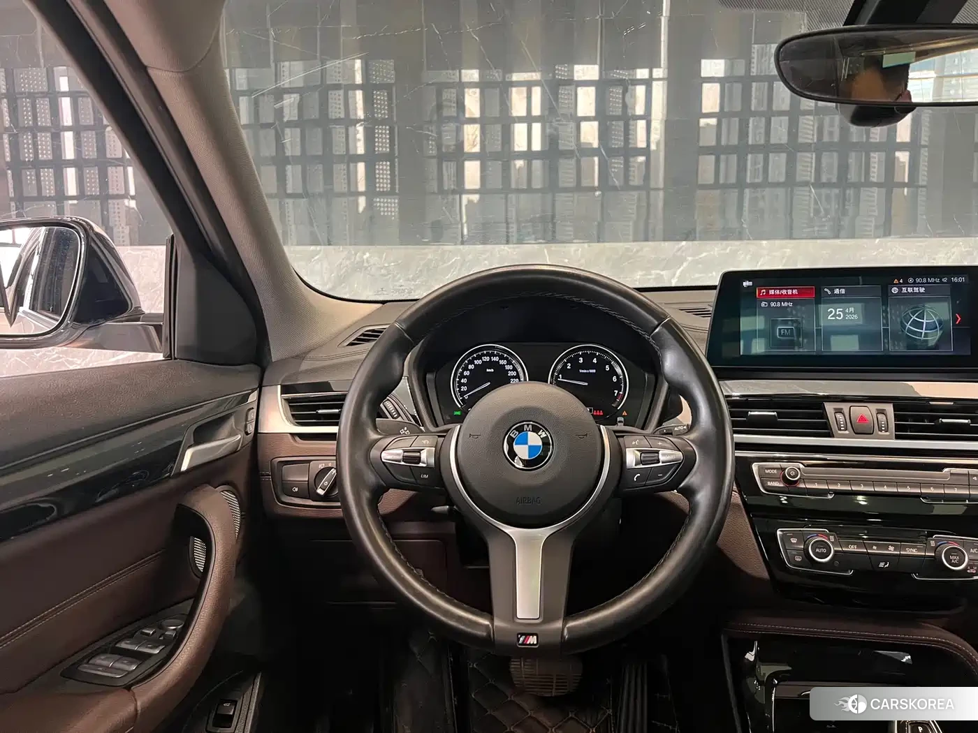 BMW X2 2022 Белый из Китая, фото 5