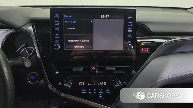 Toyota Camry (XV70) 2023 Серебристо-серый из Кореи, фото 5