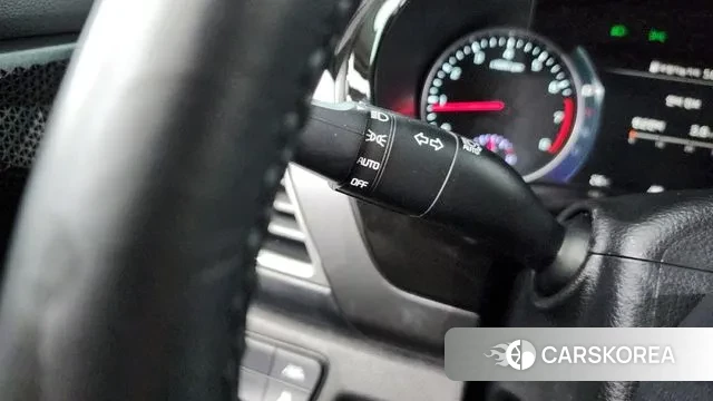 Kia Seltos 2022 Белый из Кореи, фото 5