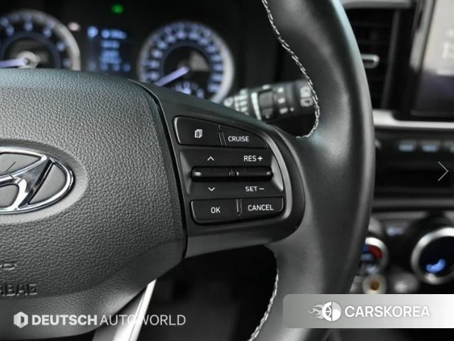 Hyundai Venue 2022 Белый из Кореи, фото 5