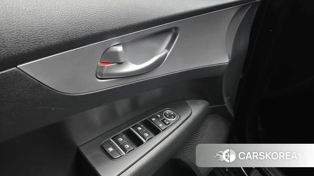 Kia The New K3 2nd generation 2022 Черный из Кореи, фото 5