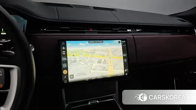 Land Rover Range Rover 5th Generation 2025 Песочный из Кореи, фото 5