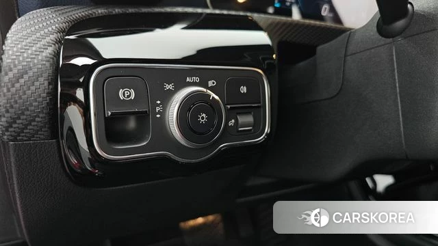 Mercedes-Benz A-Class W177 2019 Красный из Кореи, фото 5
