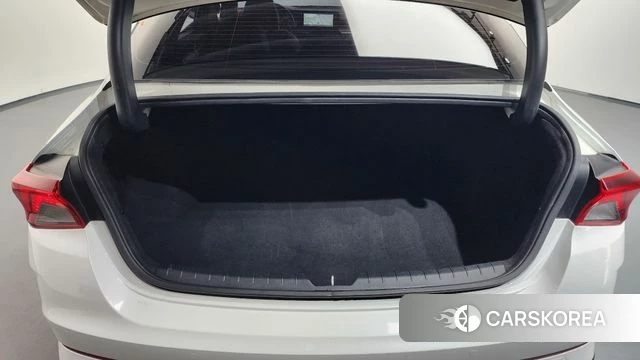 Kia K5 3rd generation 2022 Белый из Кореи, фото 5