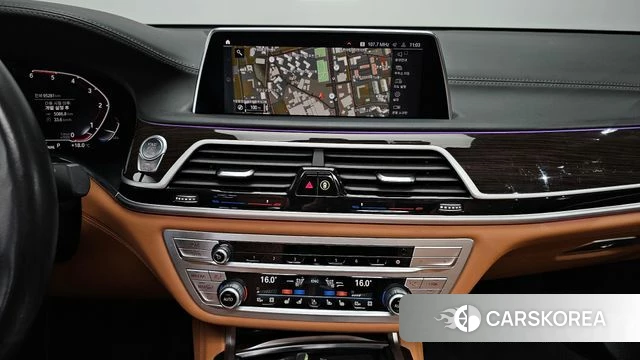 BMW 7 Series (G11) 2020 Серый из Кореи, фото 5