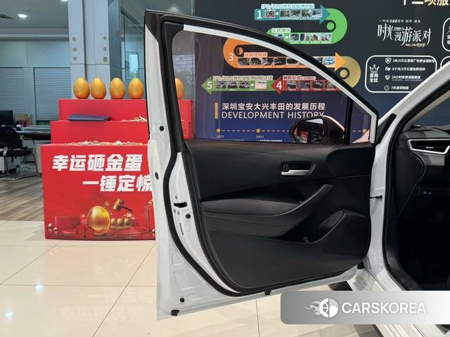 Toyota Corolla 2022 Белый из Китая, фото 5