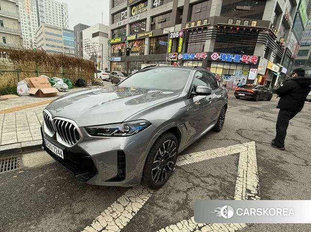 BMW X6 (G06) 2025 Серебристо-серый из Кореи, фото 5