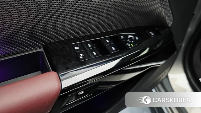 BMW 7 Series (G70) 2025 Серебряный из Кореи, фото 5