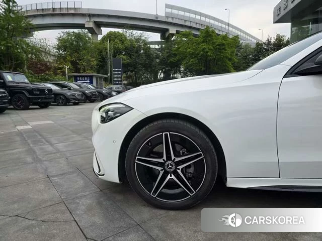 Mercedes-Benz Class C 2024 Белый из Китая, фото 5