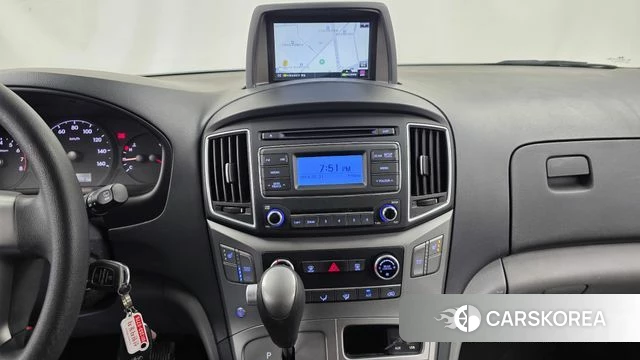 Hyundai The New Grand Starex 2019 Белый из Кореи, фото 5