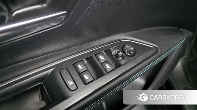Peugeot 5008 second generation 2024 Черный из Кореи, фото 5
