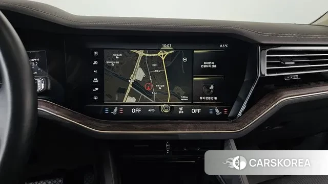 Volkswagen Touareg 3rd generation 2023 Синий из Кореи, фото 5