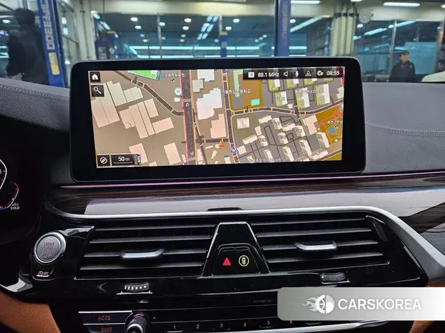 BMW 5 Series (G30) 2022 Черный из Кореи, фото 5